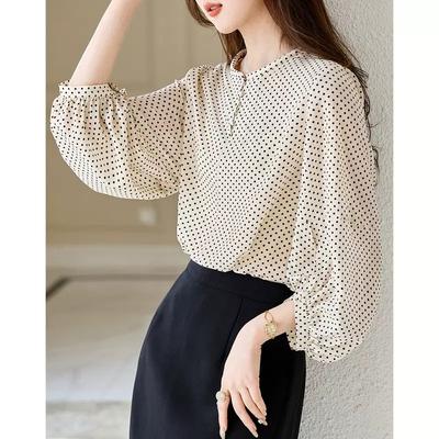 Nuova camicia in chiffon plissettato a pois per la primavera, camicia casual a maniche lunghe da pendolare, top con maniche a lanterna temperamentale