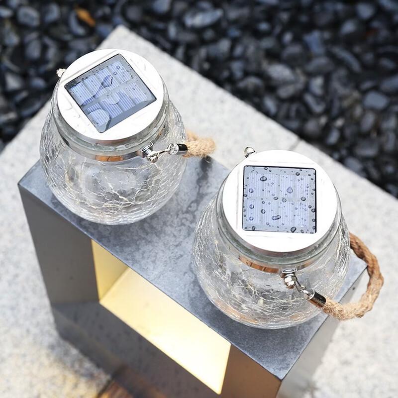 Solar Mason Jar Hanging Lamp with Cracked Glass