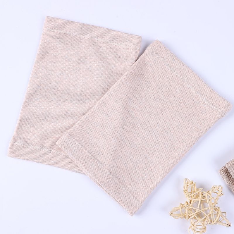 

Soft Thin Knee Warmers Provide Continuous Warmth to Protect Your Knees XL