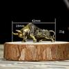 Car Decoration Miniature Ornaments Retro Brass Bull Sculpture Office Desk Rich Cow Creative Small Gifts Solid Brass Ornaments