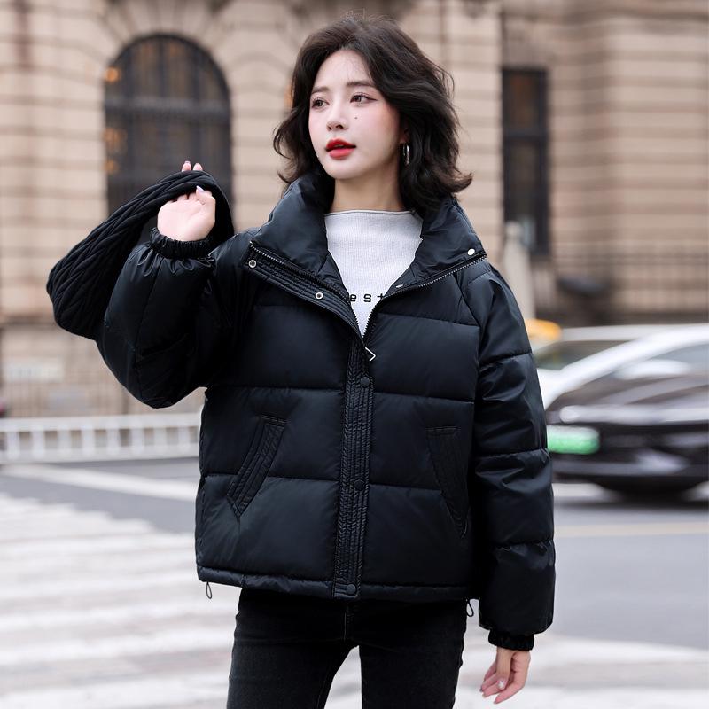 

Женская утолщенная пуховая куртка в корейском стиле - Зимняя мода 2024 года, короткое пальто со стойкой. M for 80-115 jin