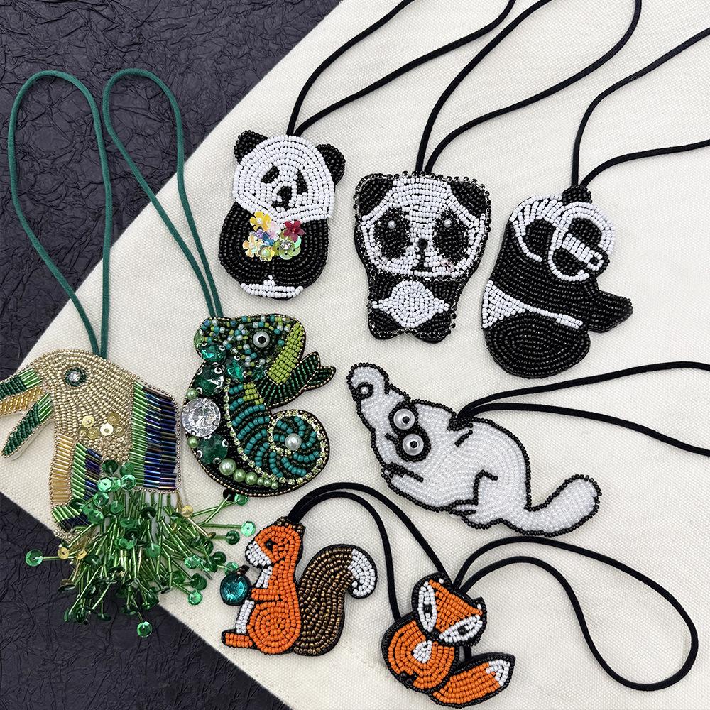 Sequin Rhinestones Beaded Patch Crystal Bag Lanyard Beading Flowers Reart Decor Pendant Rabbit Panda Clothing Applique Patches