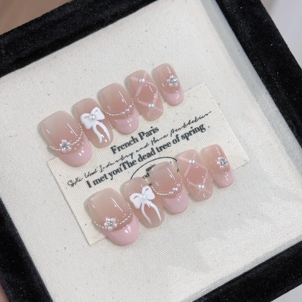 10Pcs Short Handmade Pink Press On Nails Spring French Rhinestone Full Cover Fake Nail Plaid Manicure Wearable Nail Tips Art