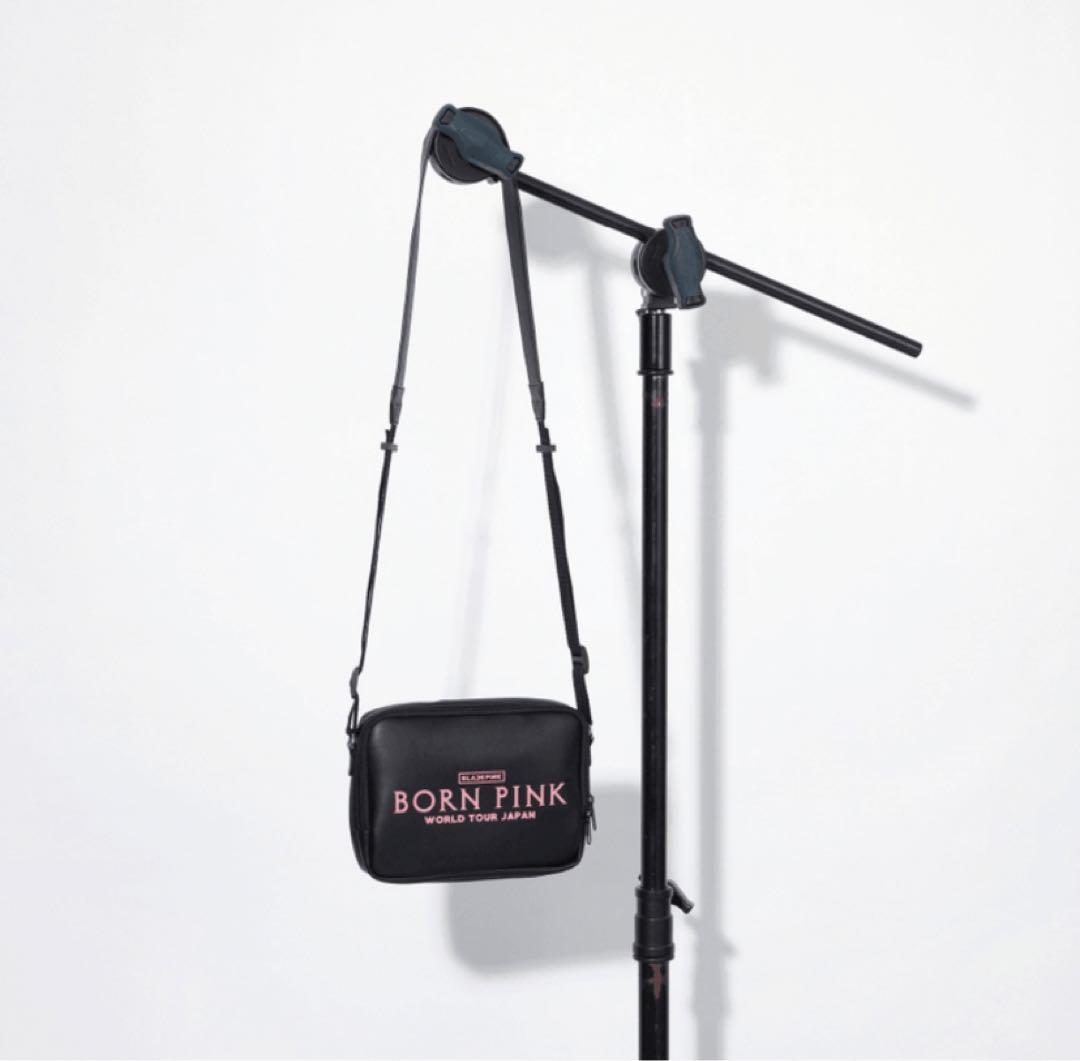 

[USED] BLACKPINK [BORN PINK JAPAN] Shoulder Pouch