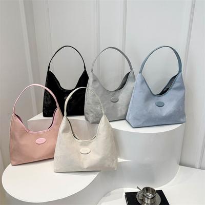 Damentaschen – Geräumige Taschen
