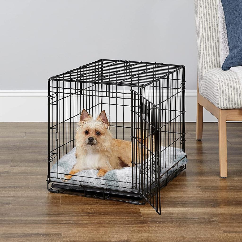 ULIGOTA Pet Cushion for Dogs and Pet Bed Warm and Cold Weather Cage Indoor Autumn and Medium White Cats, Fluffy, Non-Slip Mat, Protection, Cushion,