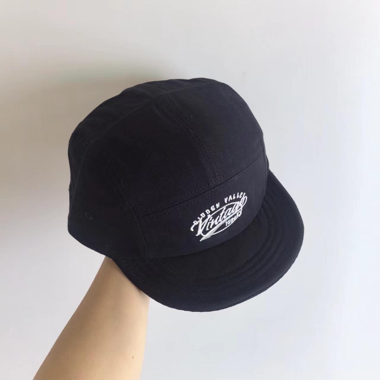 

Пара короткополых мягких нишевых солнцезащитных шляп для отдыха на природе американская модная кепка мужская пятикомпонентная бейсболка с обратным козырьком женская M（56-58cm） чёрный