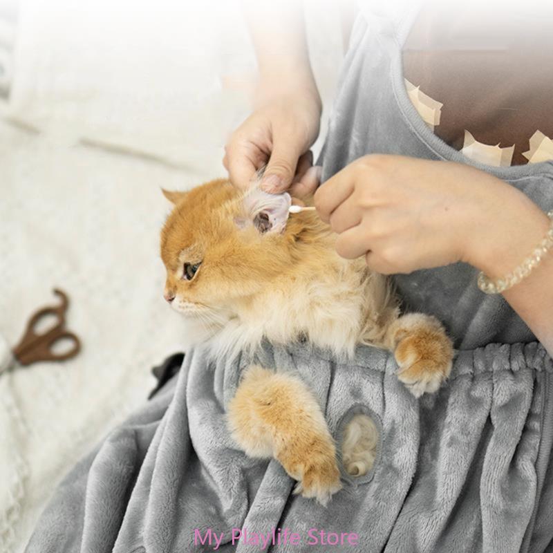 

Cat Holder Apron with Holes Outdoor Travel Small Dogs Hanging Chest Bag Sleeping Pocket Winter Plush Pets Bag жёлтый