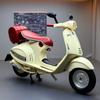 1:12 Vespa 946 Modell aus Metall, klassisches Freizeitmotorrad, Diecast-Metall, Straßenmotorrad-Retro-Modell mit Sound und Licht, Kinderspielzeug, Geschenk
