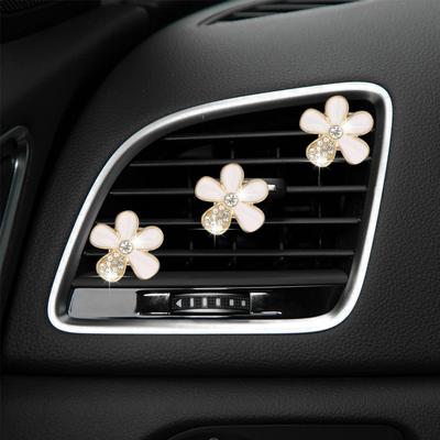 Lot de 3 décorations de voiture en forme de fleur, désodorisant pour voiture, clip pour grille d'aération, accessoires de voiture, décorations intérieures pour femmes et filles