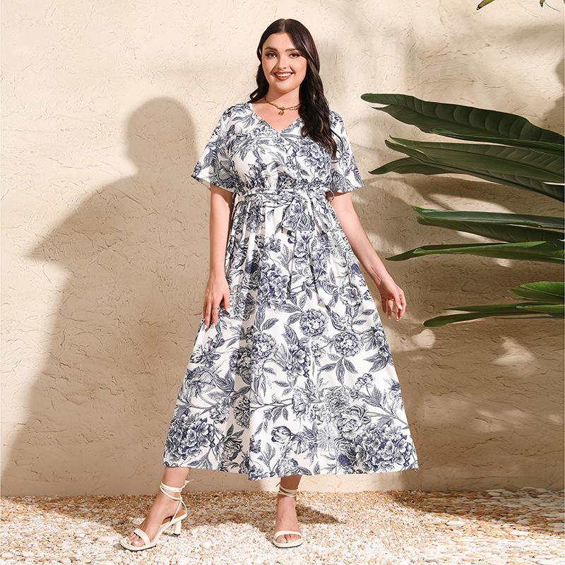 2026 new French temperament elegant large size dress line drawing flower V-neck short sleeve waist long dress 1XL