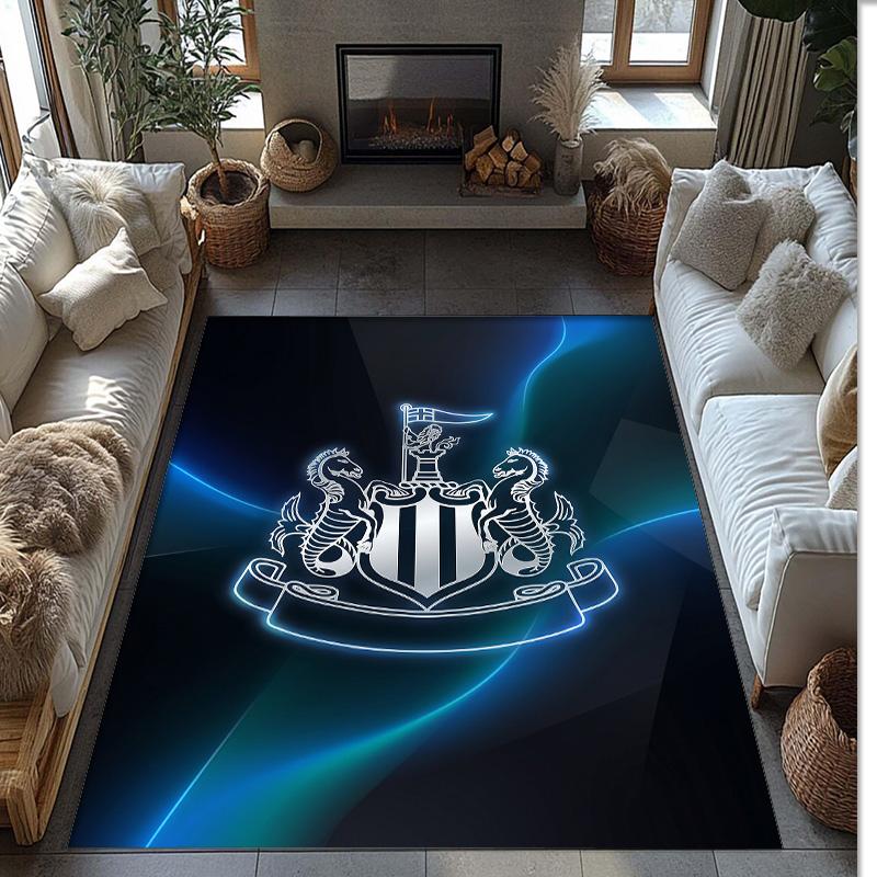 Tappeto in Velluto di Cristallo con Stampa di Calcio del Newcastle United, Comodo Assorbente d'Acqua Antiscivolo Tappeto per Pavimento Interno