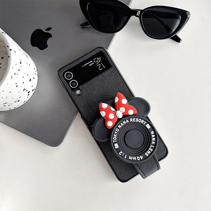 

Cartoon Mickey Mouse Camera Wristband Phone Case For Samsung Zflip5 Flip Folding Screen Findn3Flip Female Samsung zflip3
