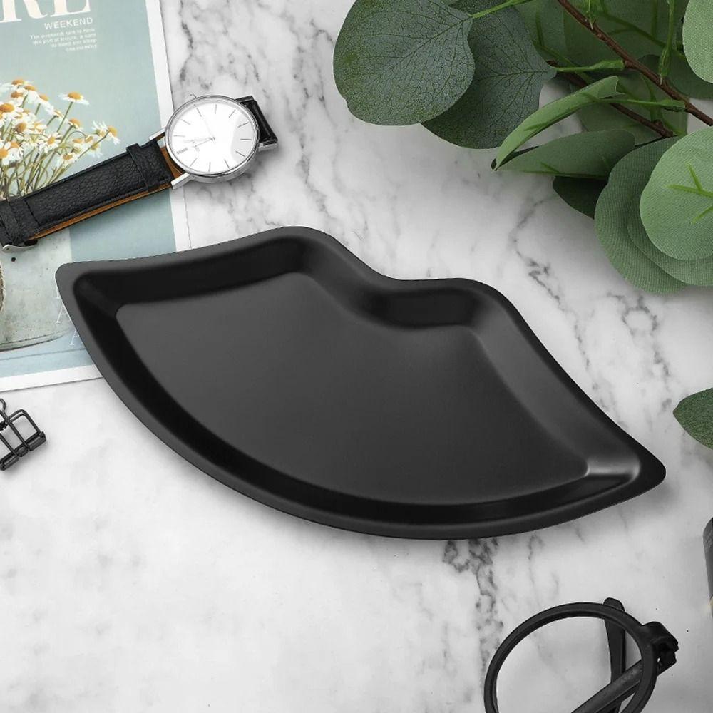 Luxury Jewelry Storage Tray Lip Shaped Display Plates Home Accessories Metal Tray Female