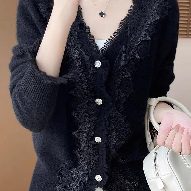Autumn V-neck Lace Cardigan for Women Knitted Age-reducing Sweater Cashmere Loose Top