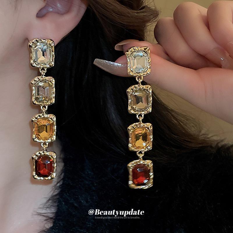 European & American Rhinestone Square Stud Earrings & Necklace Set - Elegant Collarbone Chain & Chic Statement Accessory