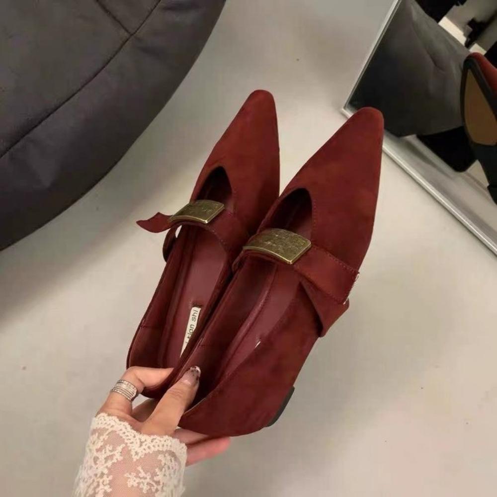 Fashion 2024 Autumn Women Flat Shoes Fashion Low Wedge Heel Ladies  Buckle Ladies Mary Jane Shoes Pointed Toe Boat Shoes New Woman