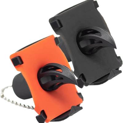 Inovativní brokovnice s vestavěným, pivní brokovnice, multifunkční brokovnice Kraken, otvírák na pivní plechovky, design klíčenky