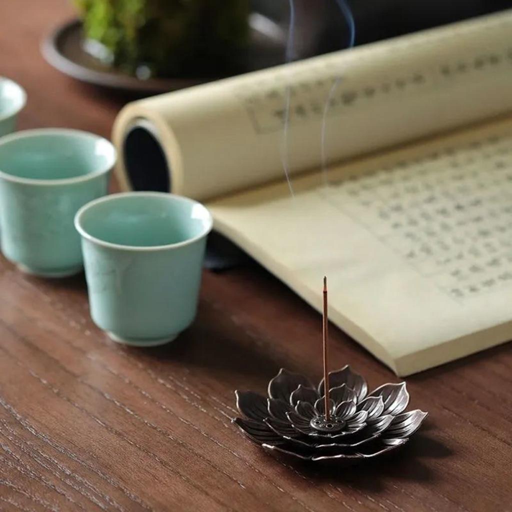 New 1PC Alloy Incense Burner Stick Holder Plate Buddhism Lotus Censer Bronze Nasturtium Incense Burner