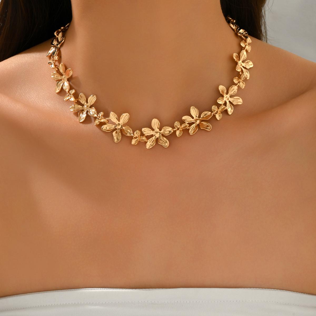 Daisy Flower Choker Necklace Gold Plated Dainty Floral Collar Adjustable Summer Beach Trendy Wedding Party Jewelry 39cm