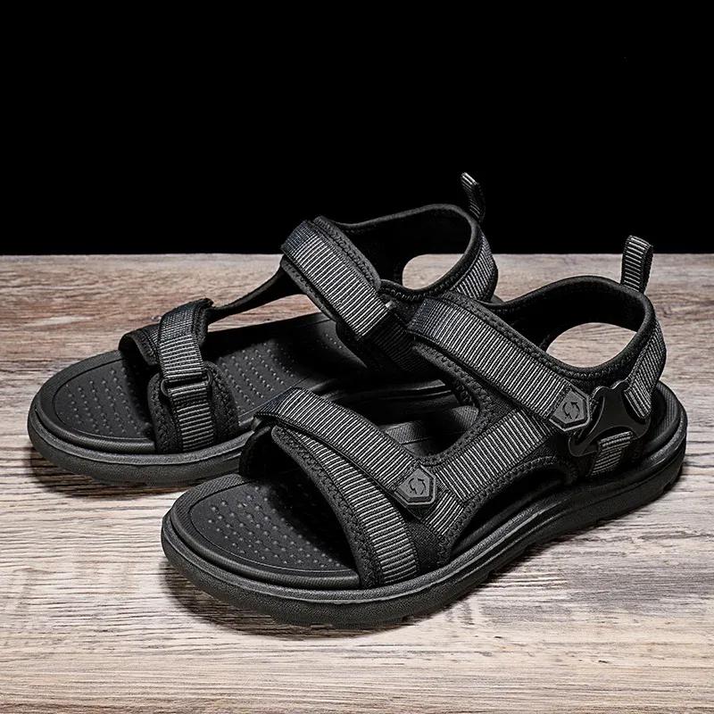 Mode Sommer Mode Koreanisch Groß Herren Erwachsene Sandalen Outdoor Freizeit Vielseitig Trendig Leicht Atmungsaktiv Langlebig Strandsandalen