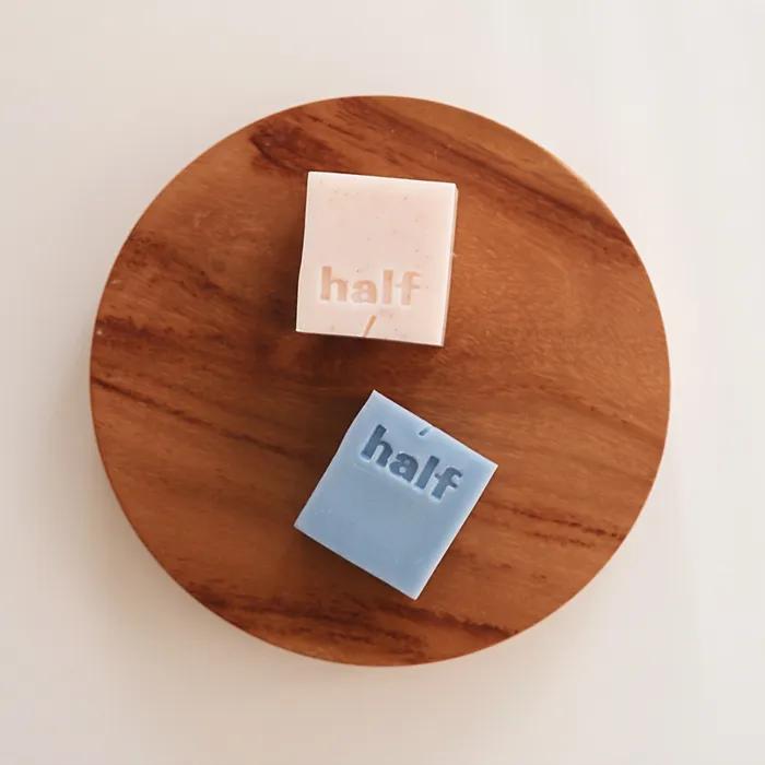 

Handmade soap shop Miley Soap_Miley Soap Half and Half Cleansing Soap 120g