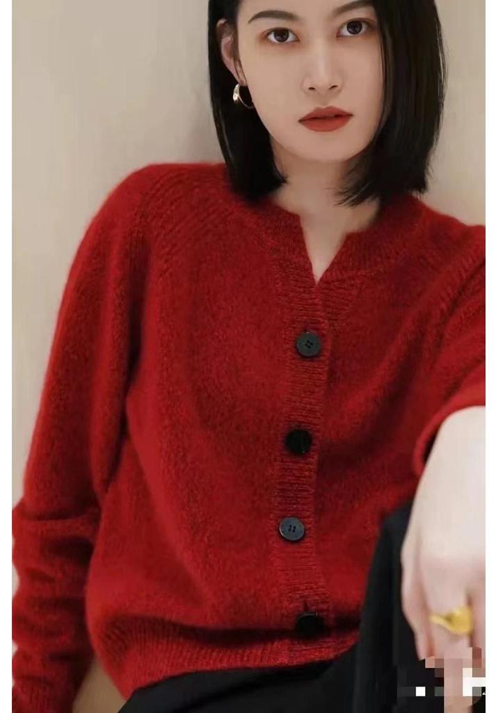 Women's Zodiac Red Cashmere Cardigan - Thick Round Neck, Chinese Style for Autumn/Winter