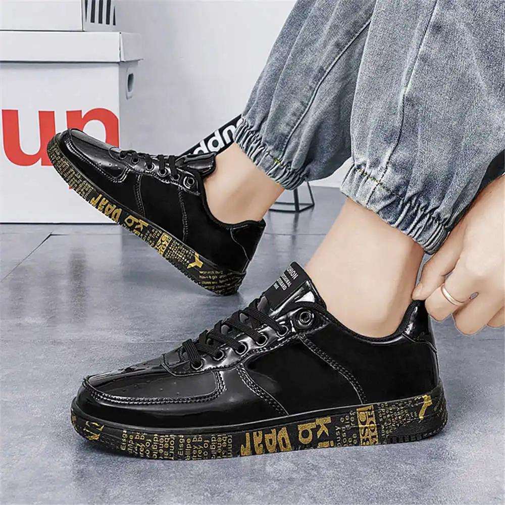 Men's Shoes White Flats Tenis Skateboard White Vulcanized Sneakers Sports Styling New Style Suppliers Outside Athletic