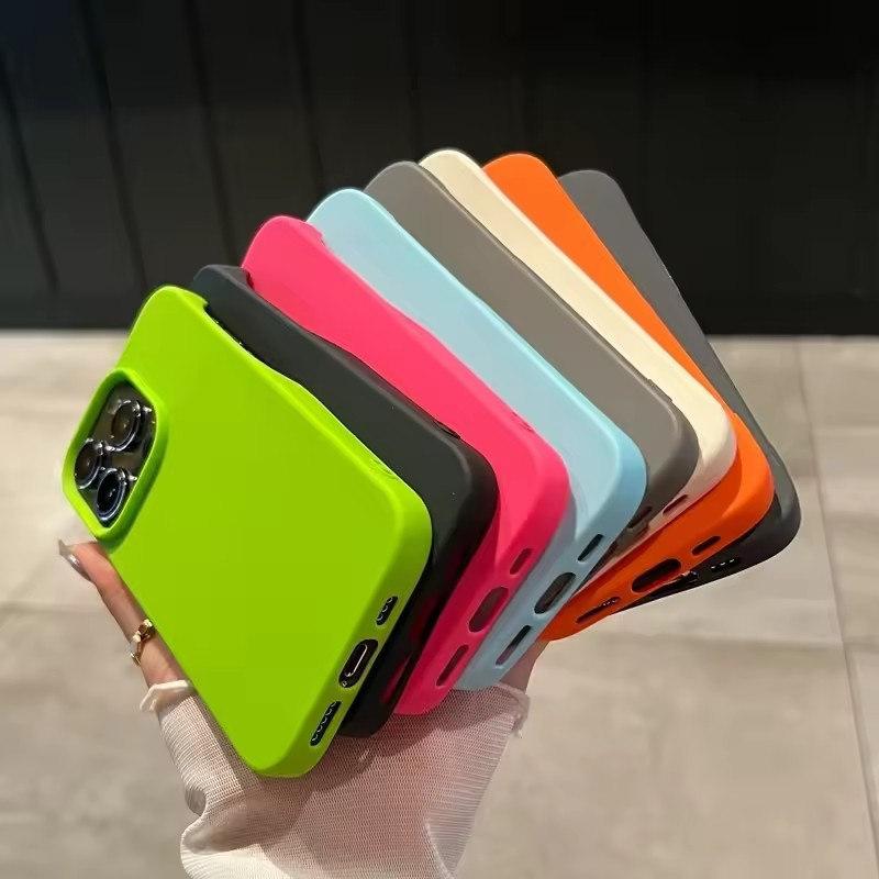 Weiche, ultradünne, matte Silikon-Telefonhülle für iPhone 11 12 13 14 15 16 Pro Max Plus X Xs Max XR Stoßfeste Stoßstangenrückseite