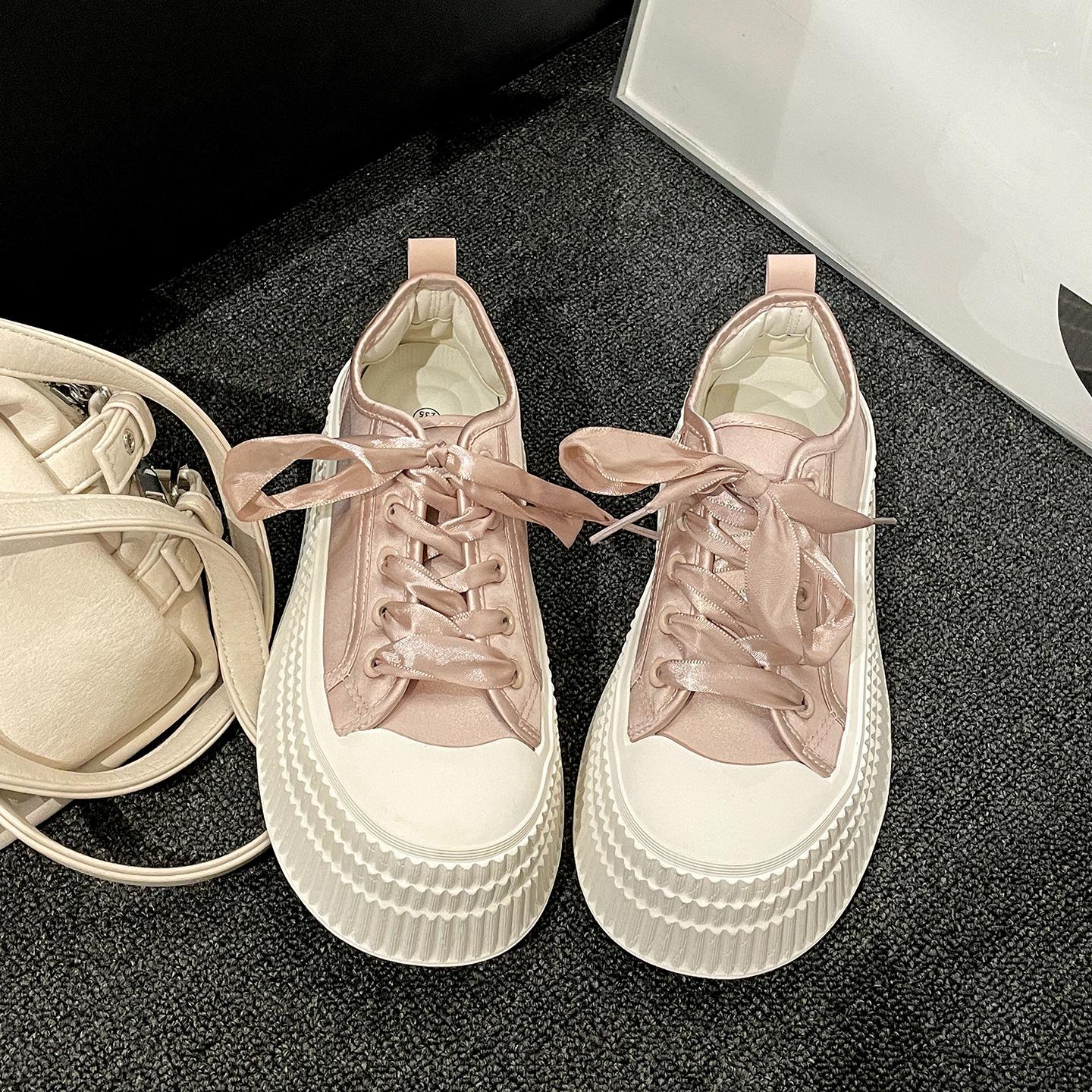 

Queen Fan retro popular thick-soled white shoes women s 2025 new autumn skirt height-increasing versatile board shoes 40 розовый