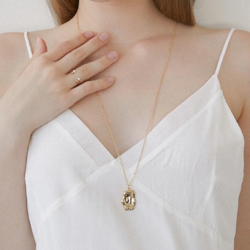 halden atypical frame pendant necklace (N040_gold)