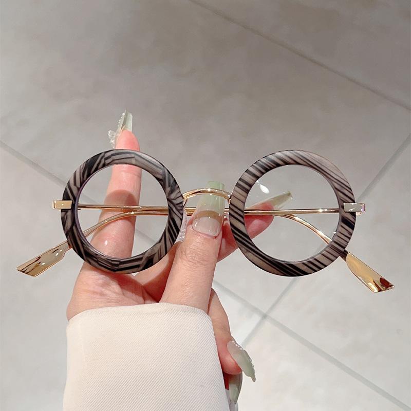 New Retro Gradient Round Thin Frame Women Sunglasses Brand Wood Grain Frame Design Steam Punk Men Trendy Glasses UV400