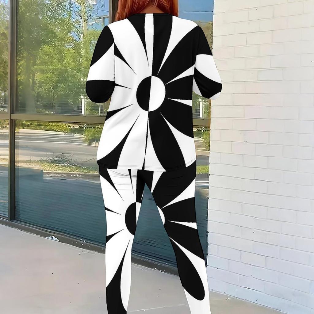 Women Plus Size Two Piece Set Round Neck Long Sleeve Floral Printed Top And Fitted Pants Black White