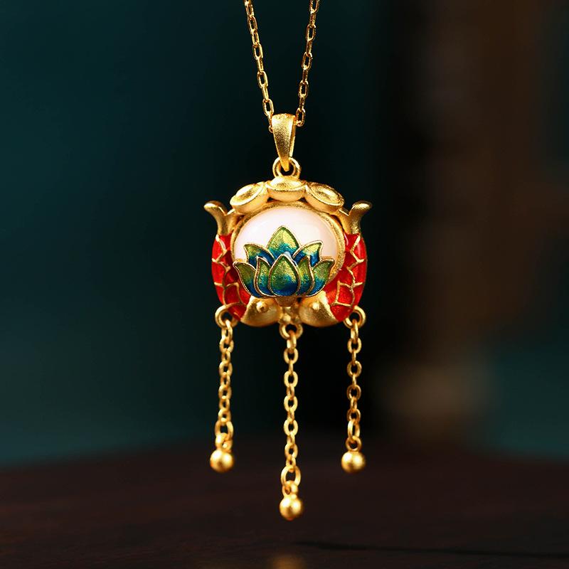 

Aieryuan Vintage Koi & Lotus Jade Tassel Necklace - Elegant Chinese Style Gold-Plated 24K