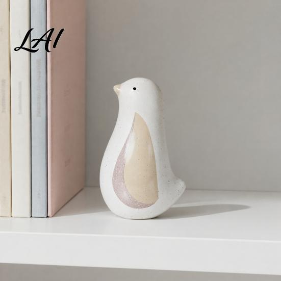 Smooth Glazed Ceramic Ornament Nordic Bird Figurine Decorative Ornament Modern Minimalist Natural Agility Home Decor Pieces Sculpture for