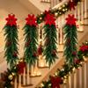 Simulierter Zedernzweig Weihnachts-Kranz Weihnachtsstern Beeren Dekoration Weihnachten Wand Dekoration Fenster