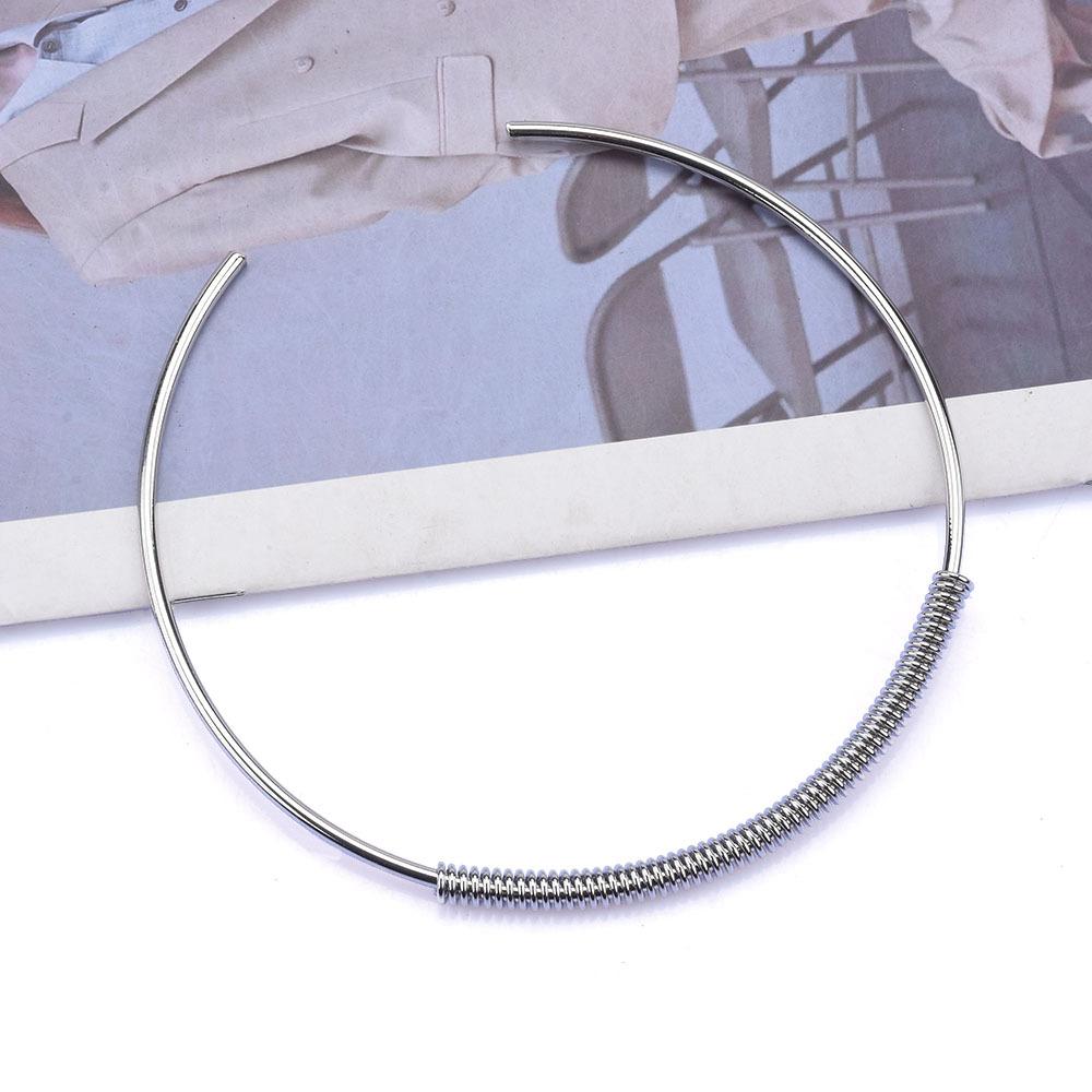 Necklace High-End Retro Design Metal Necklace Collar Simple Personality Versatile