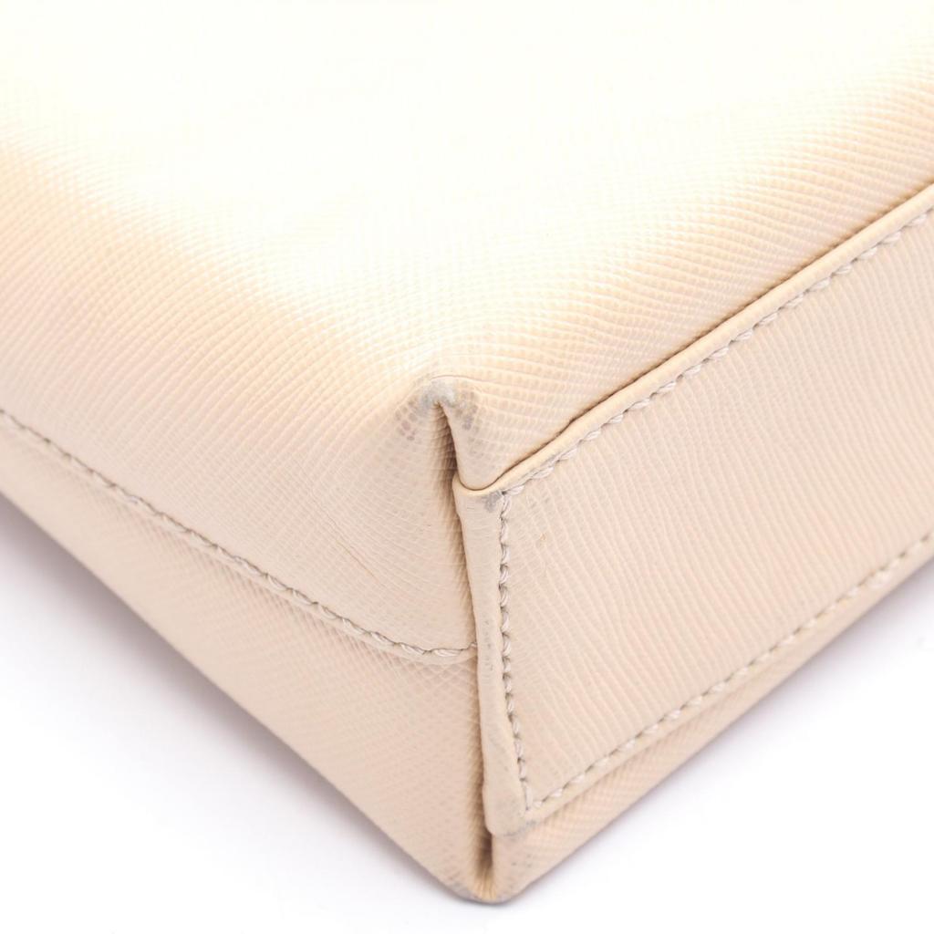 Used Salvatore Ferragamo Gancini Shoulder Bag leather Beige Used Women