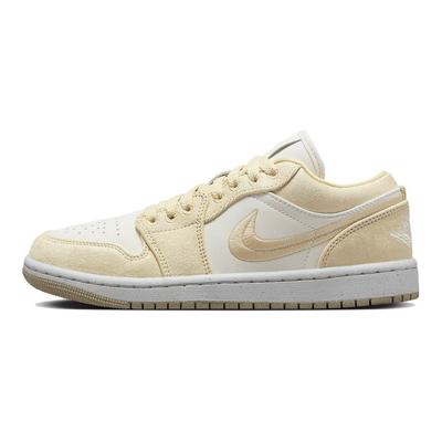 Pantofi de sport pentru femei Air 1 Low SE Team Gold Crem Sail FN3722-701