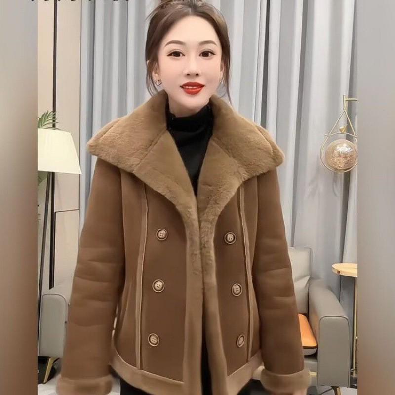 Double-Breasted Lapel Leather-Fur Jacket: Stylish, Chic, Versatile, Loose-Fit Women's Casual Top