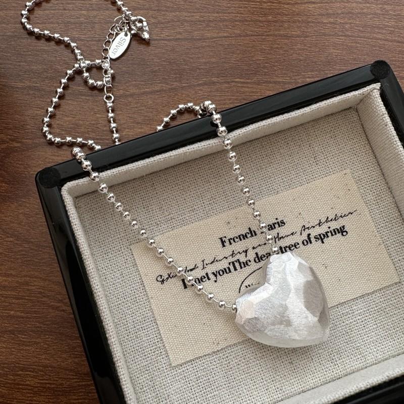 

S925 Sterling Silver Niche Design Sense Fashion Basic Love Matte Necklace Wind Personality Collarbone Chain 925 silver
