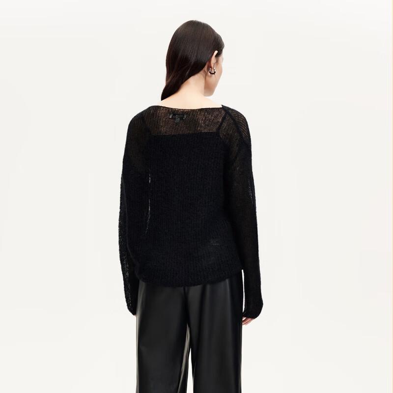 VEROMODA Women's Two-Piece Hollow Knit Set