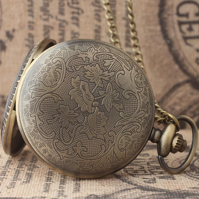 Geschnitzte Hohl-Taschenuhr mit Klappdeckel Koreanische Version Minimalistisches Retro-Halskettenuhr zum Aufhängen am Hals Tragbare Quarz-Uhr