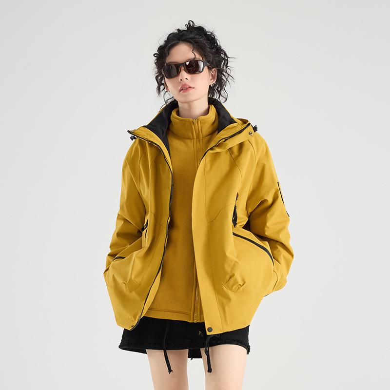 Unisex 3-in-1 Waterproof Windproof Hooded Jacket for Outdoor Mountaineering