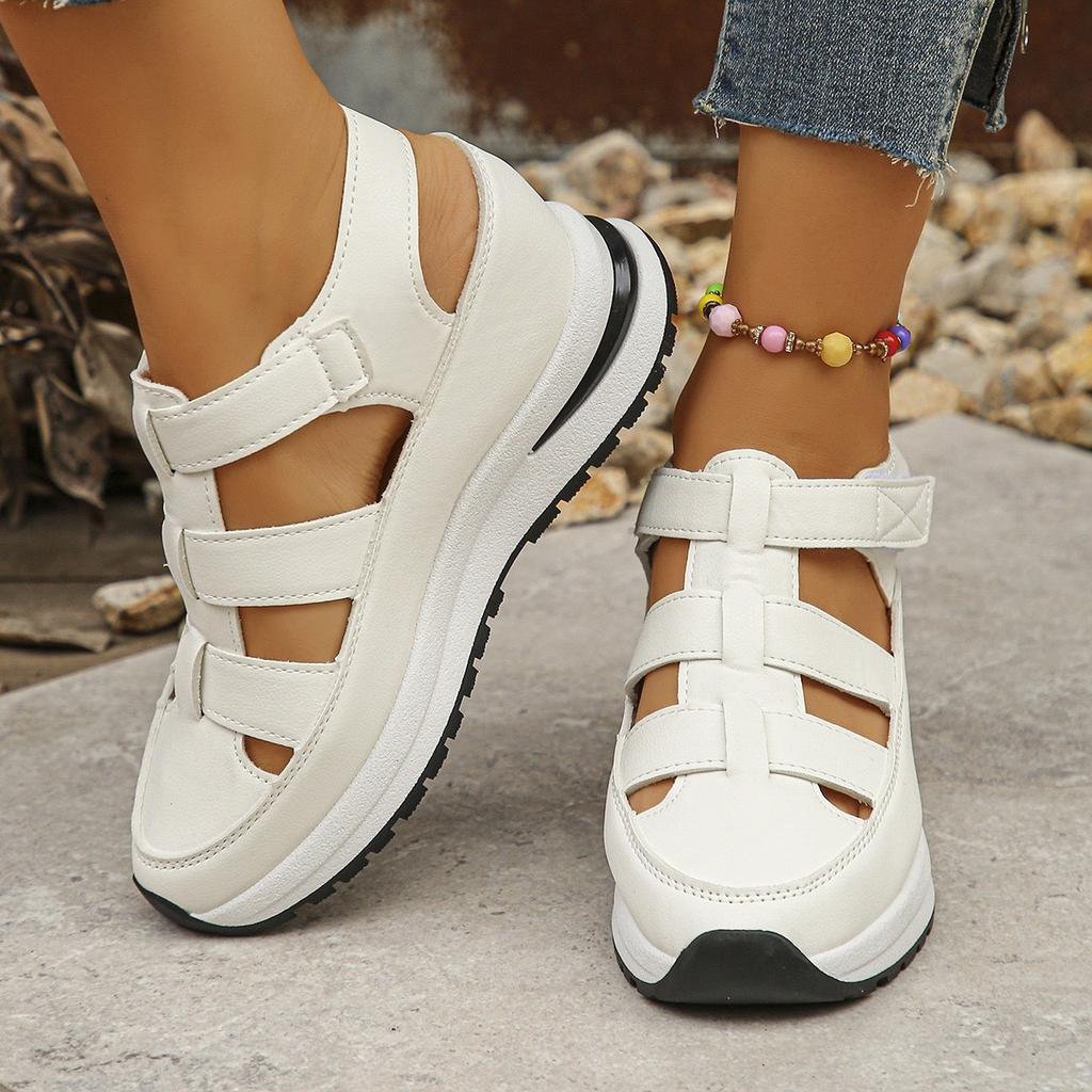 Summer New Wedge Heel Sandals Perforated Toe Cap for Breathability Large-sized Women's Thick Soles with Platform Sandals C734