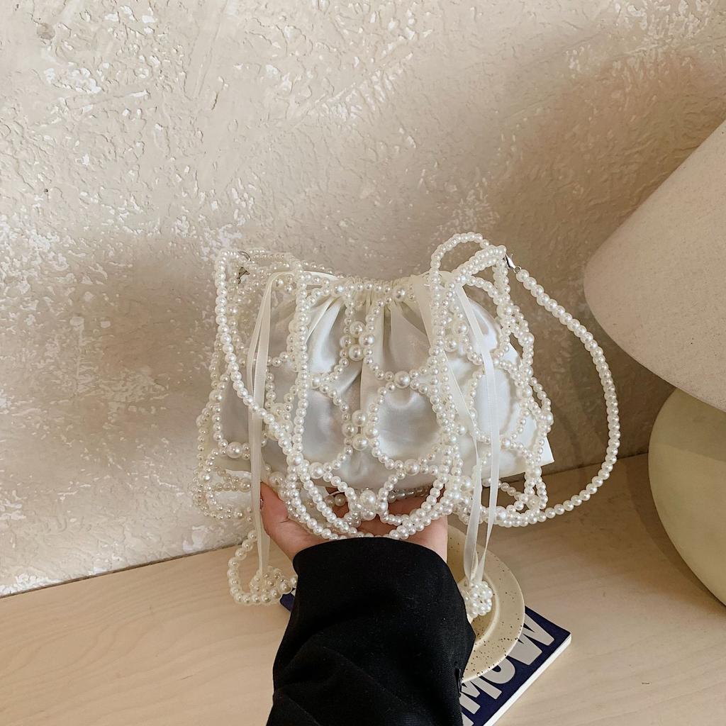 Fashionable Versatile Beaded Handbag with Hollow Interior for Mobile Phone, Light and Elegant Cross-body Bucket Bag