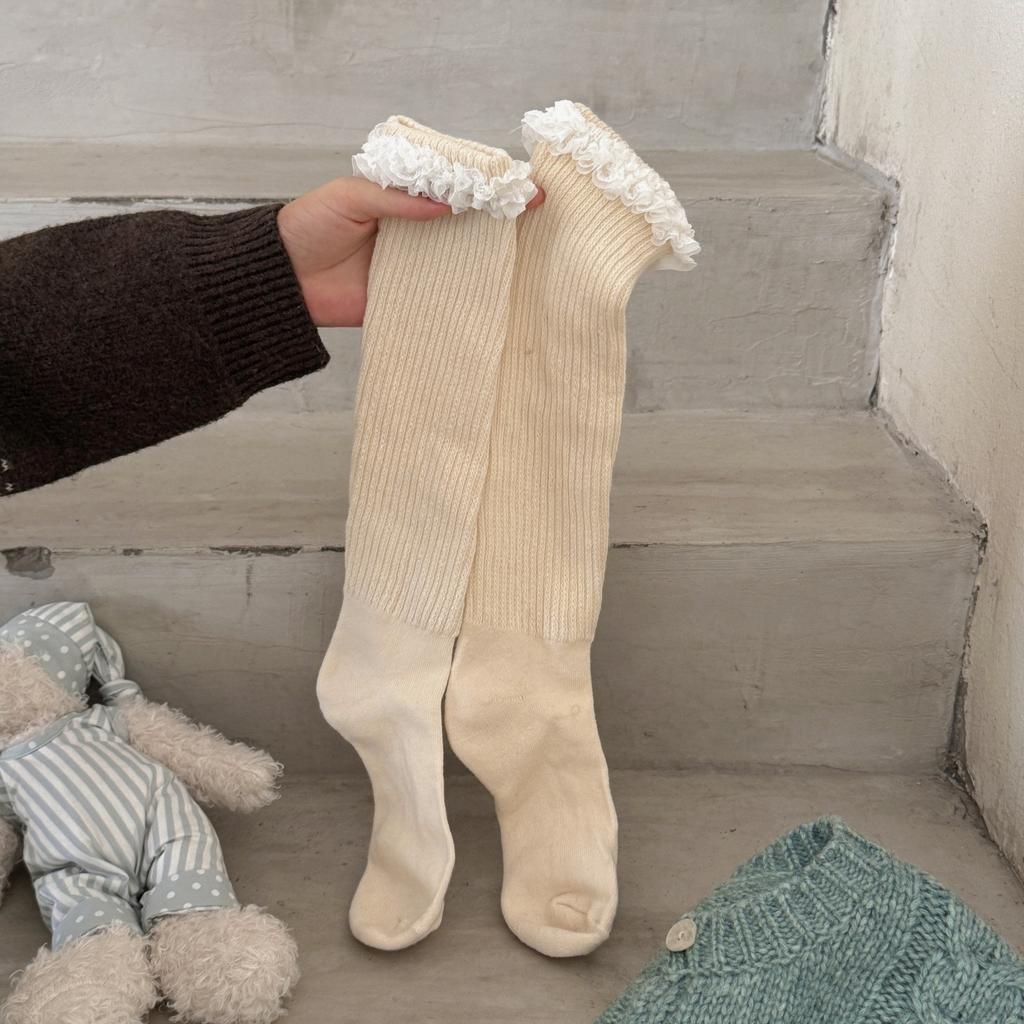 Sweet Lace Vertical Striped Thickened Loop Socks for Warmth In Autumn and Winter, Boneless Pile Socks for Women