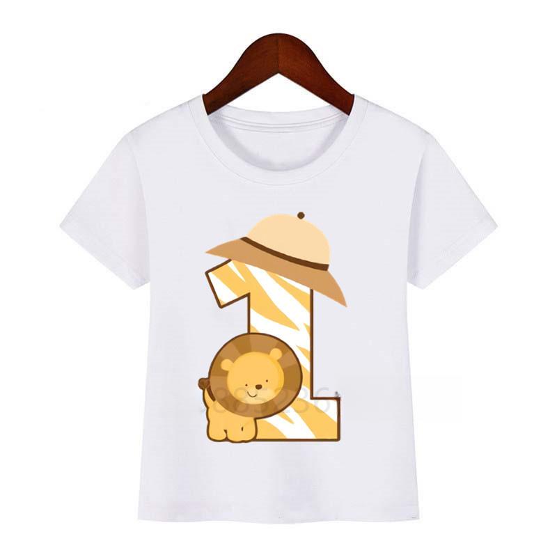 

Футболка с принтом имени и героя мультфильма Льва для маленьких детей, детские футболки на день рождения с животными, забавная подарочная футболка для мальчиков и девочек, подарок