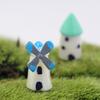 2 Stück Mini-Windmühlen-Leuchtturm-Figur Kleine Leuchtturm-Harzmodelle für Mikrolandschaften DIY-Puppenhaus-Zubehör Bonsai-Pflanzgefäße Bastelarbeiten