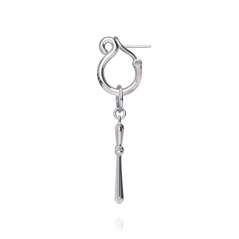NEUF PIECE OFF TO PARIS SINGLE EARRING